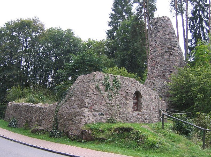 Ruine Alt-Urach, Germany